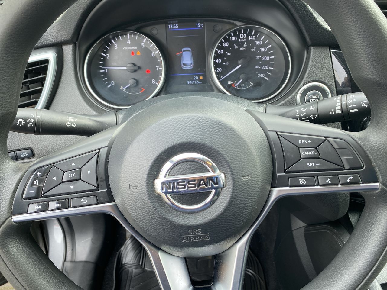 NISSAN - 24