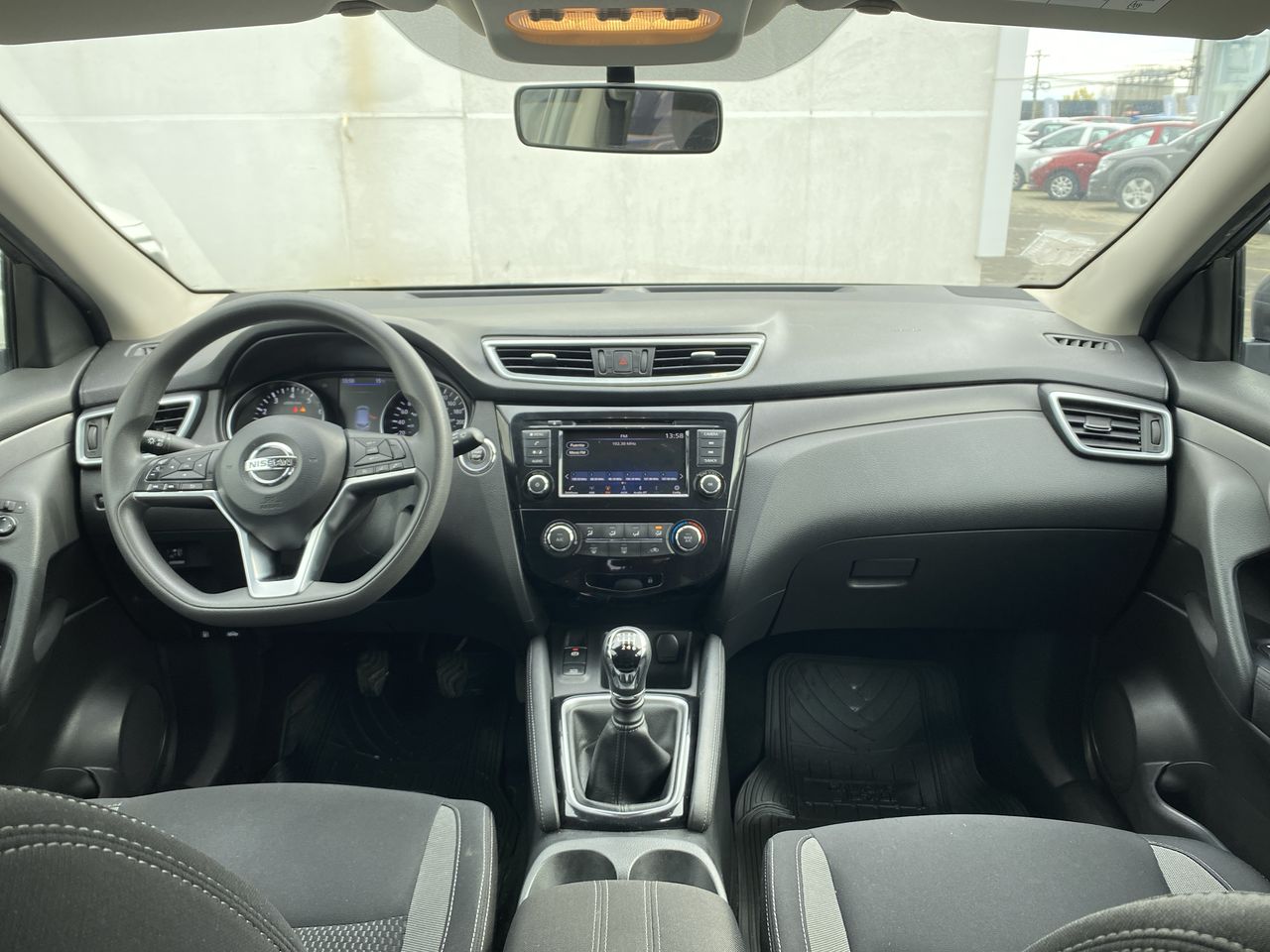 NISSAN - 30