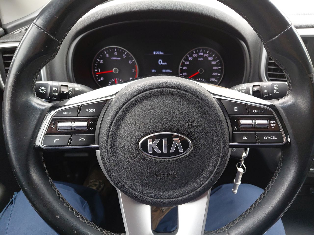 KIA - 27