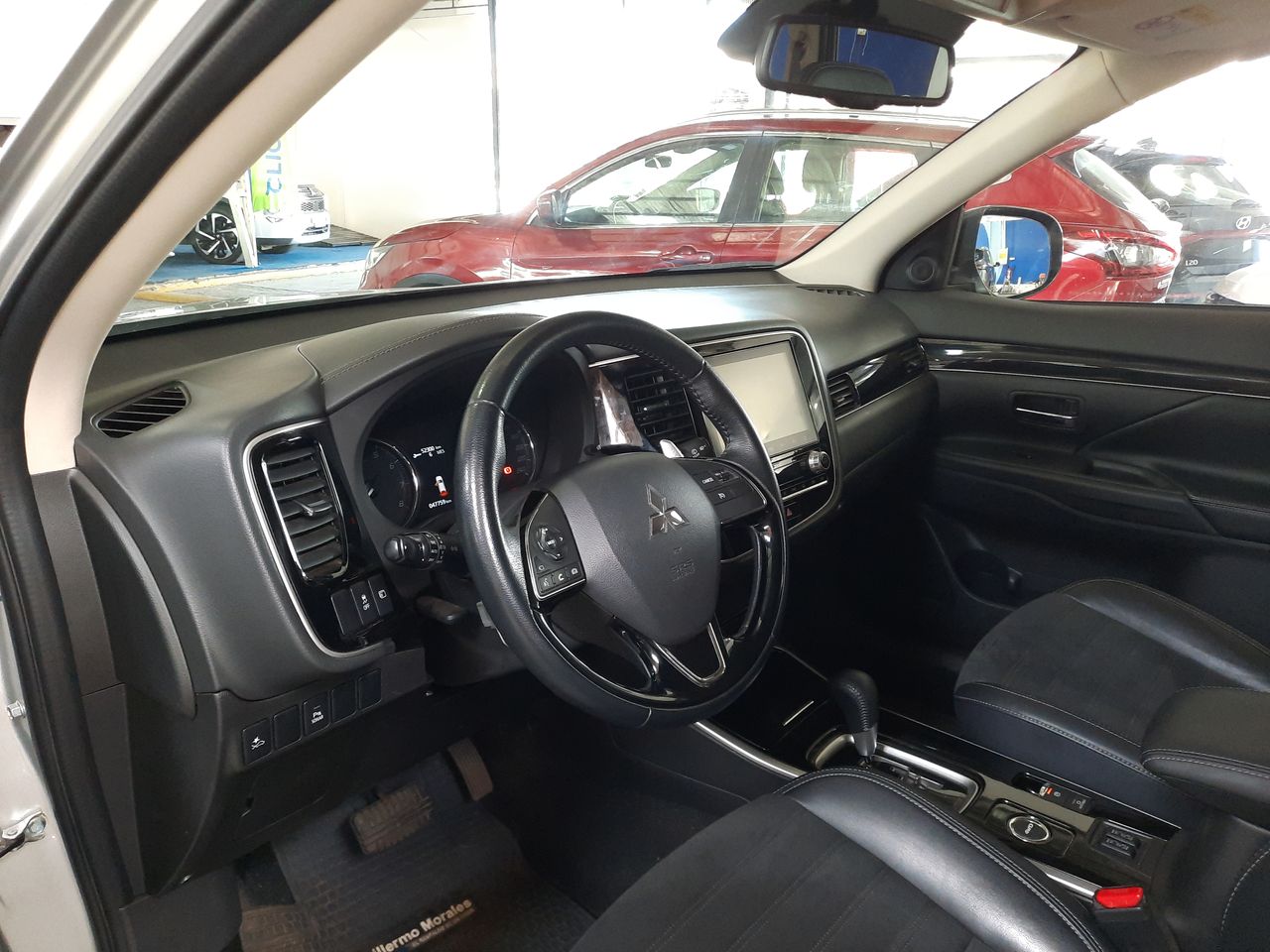 MITSUBISHI - 10