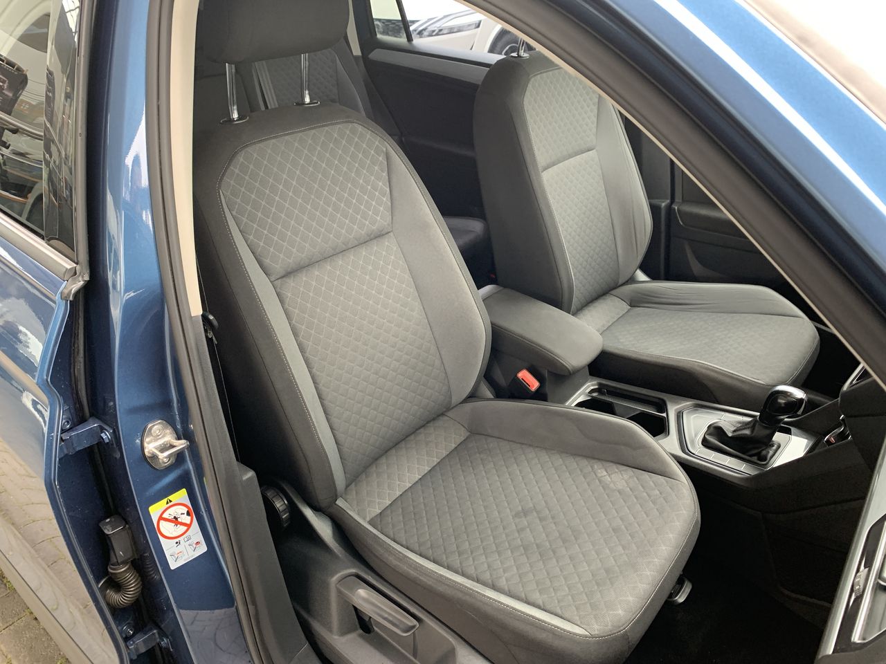 Volkswagen Tiguan — foto 34 de 35