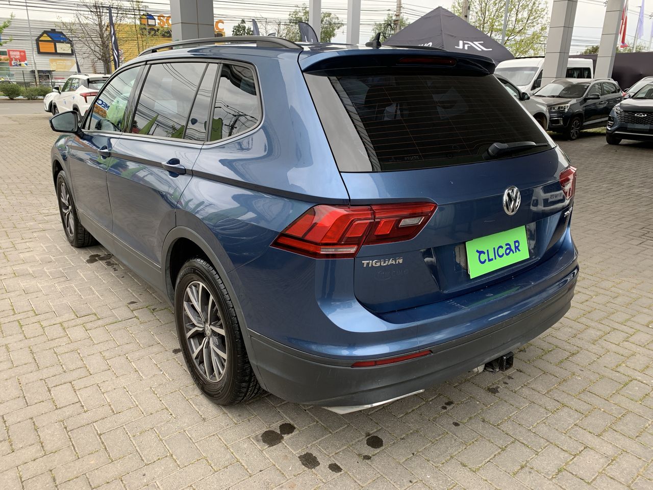 Volkswagen Tiguan — foto 6 de 35