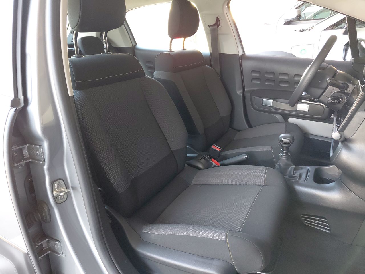 Volkswagen Voyage — foto 24 de 25