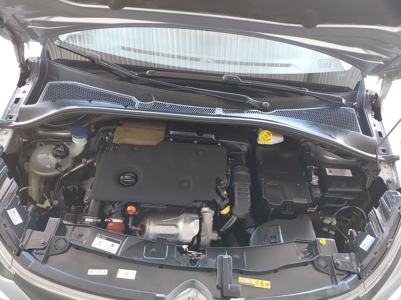 Volkswagen Voyage — foto 9 de 25