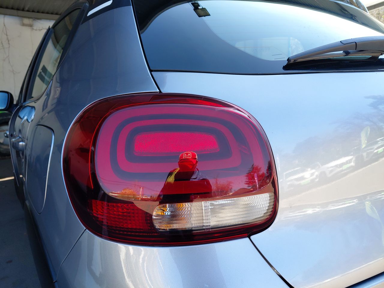 Volkswagen Voyage — foto 12 de 25