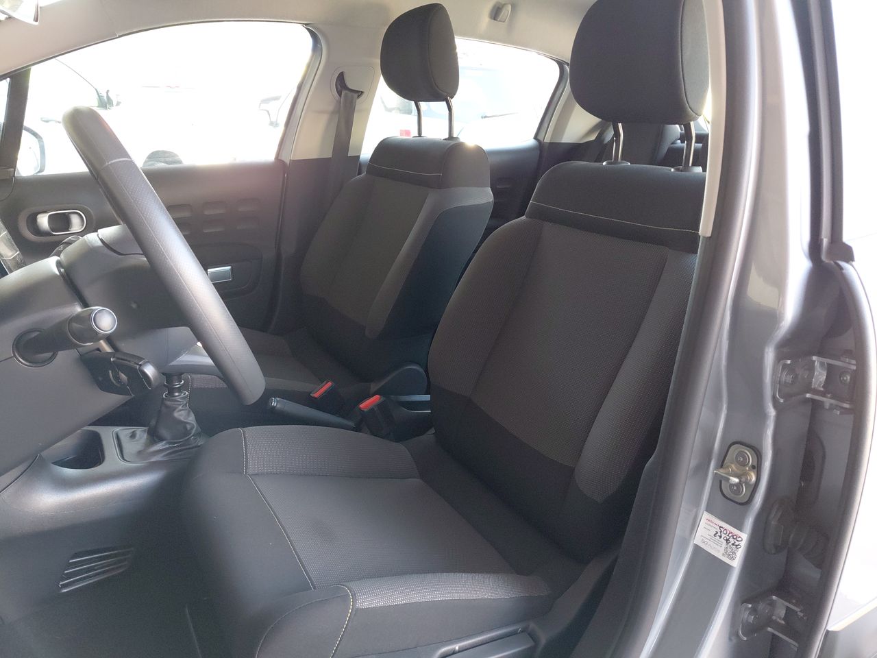 Volkswagen Voyage — foto 16 de 25