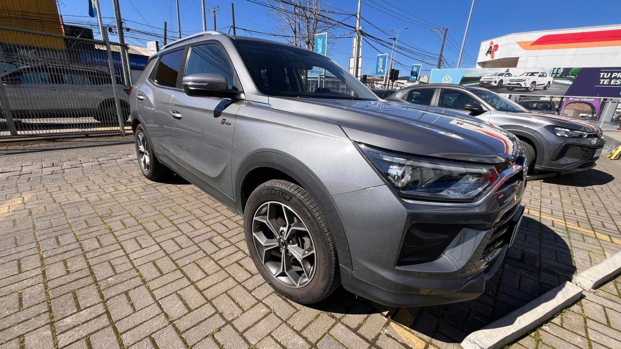 SSANGYONG - 1
