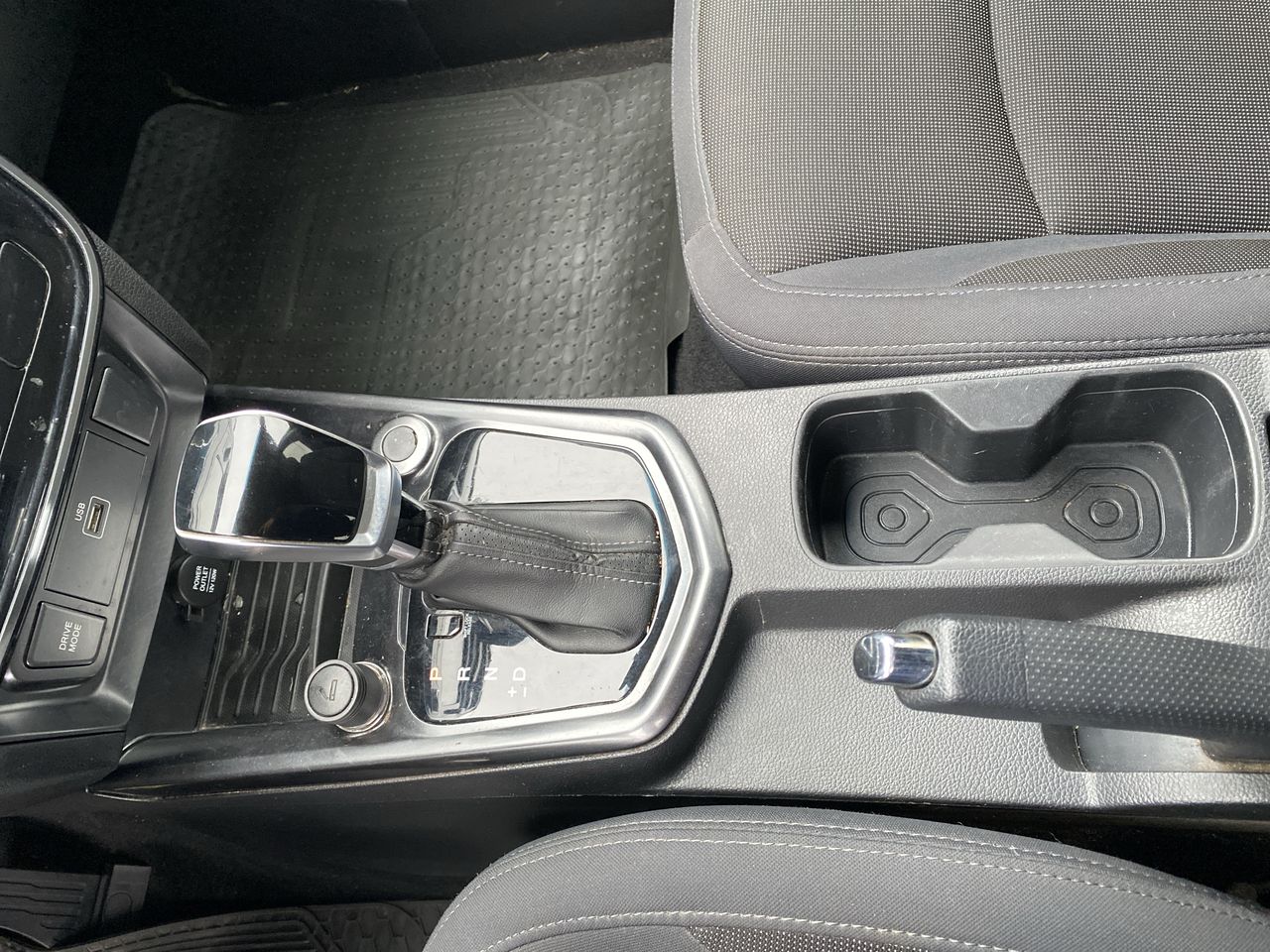 SSANGYONG - 31