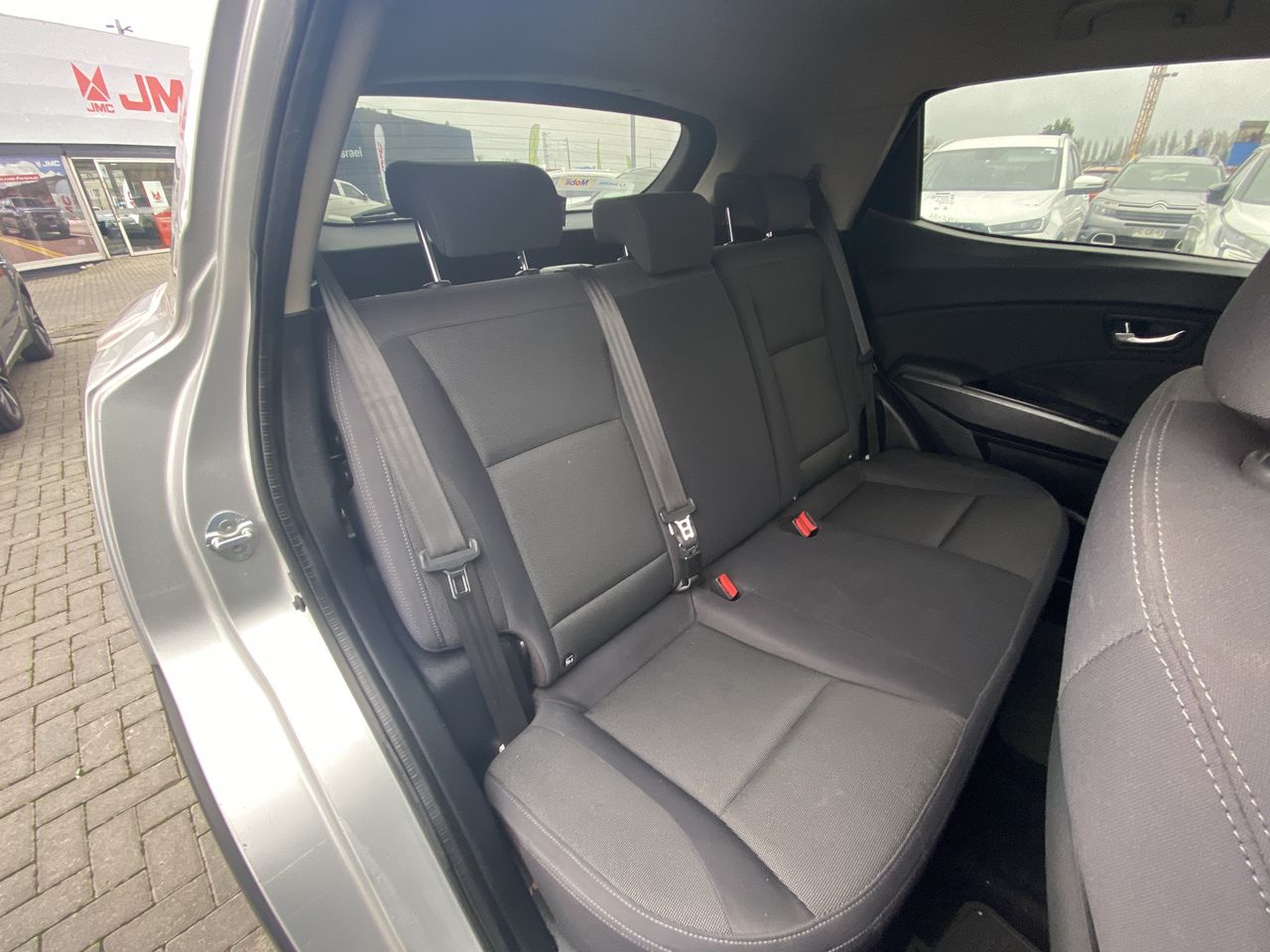 SSANGYONG - 34