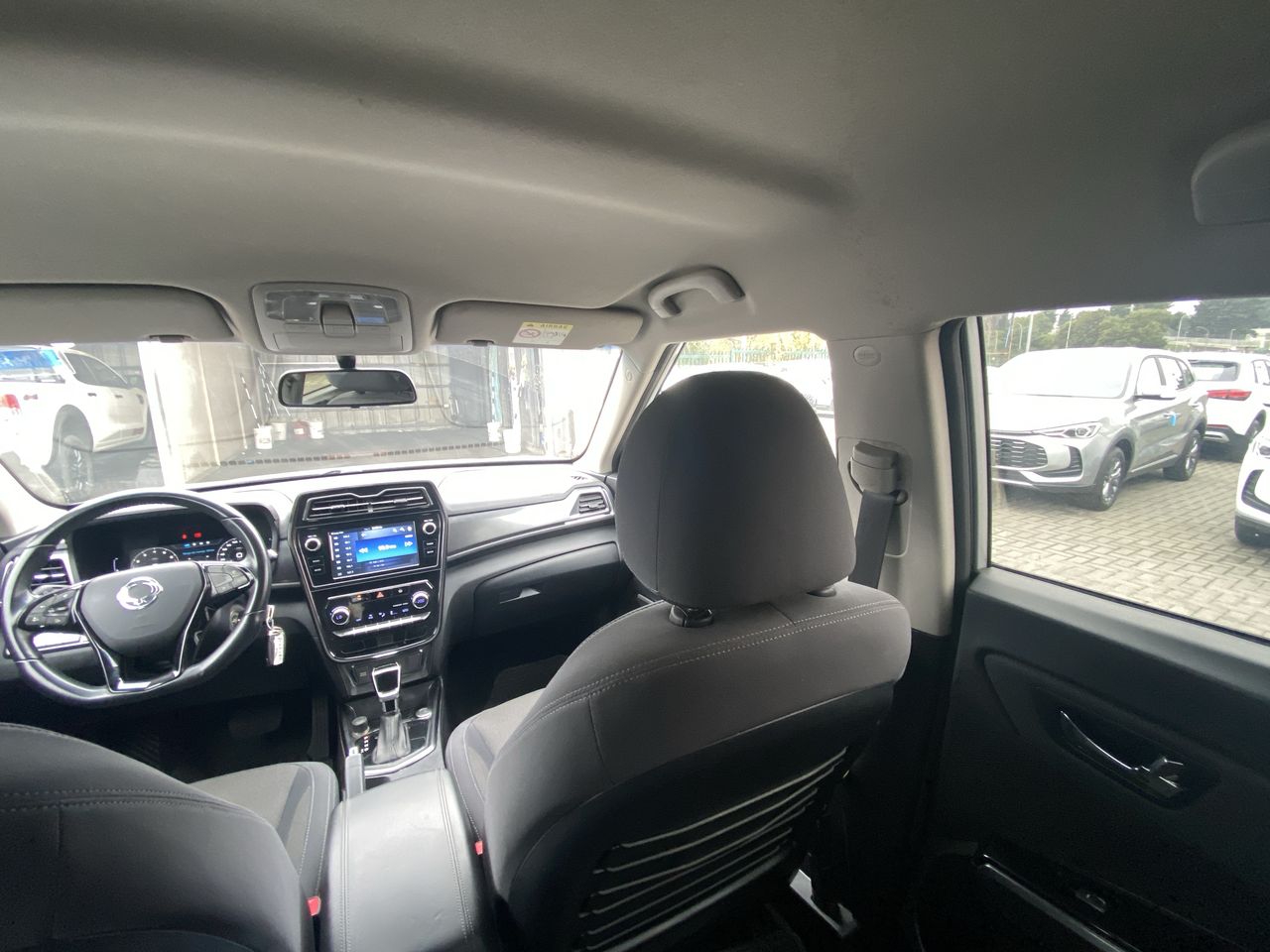 SSANGYONG - 10