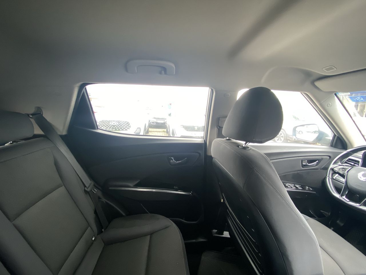 SSANGYONG - 15