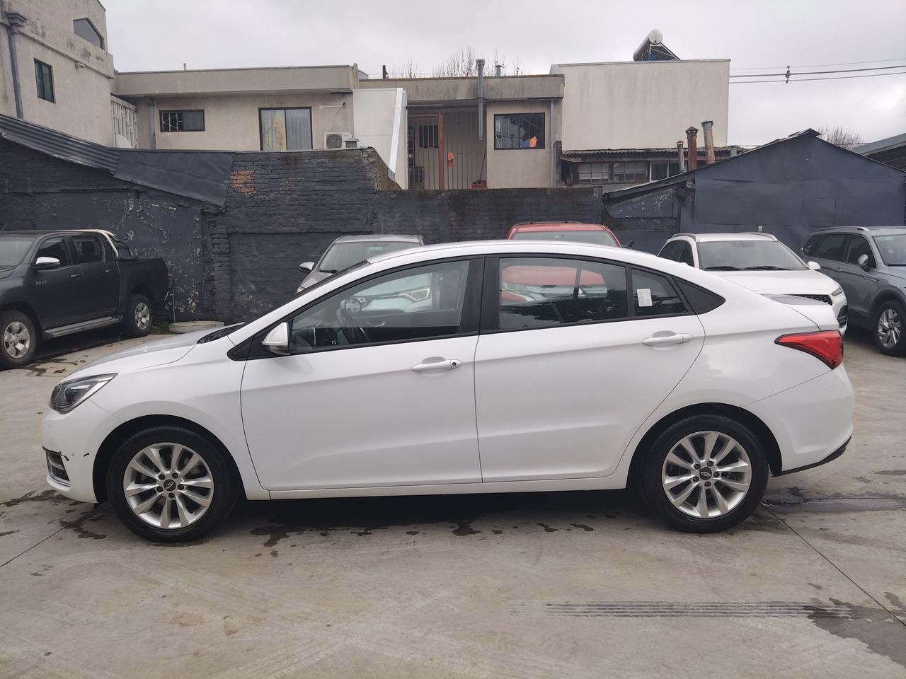 CHERY - 4