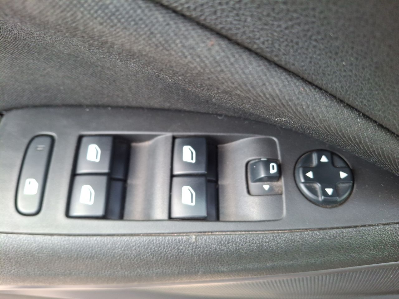 Opel Crossland — foto 23 de 31
