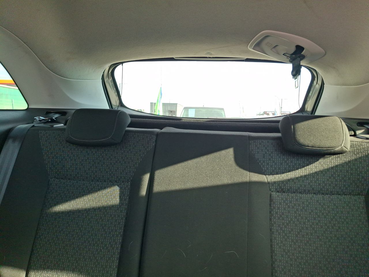 Opel Crossland — foto 14 de 31