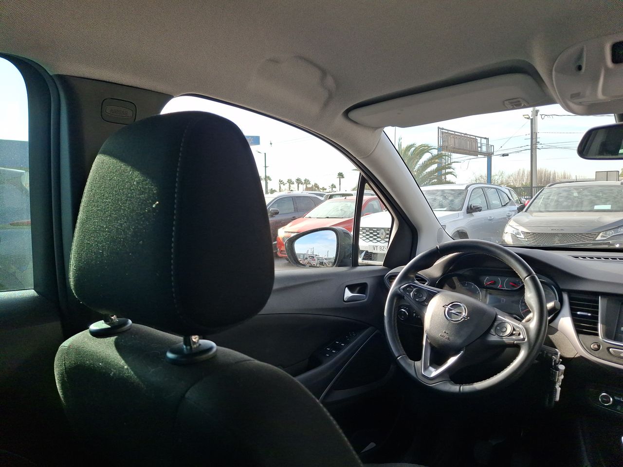 Opel Crossland — foto 17 de 31