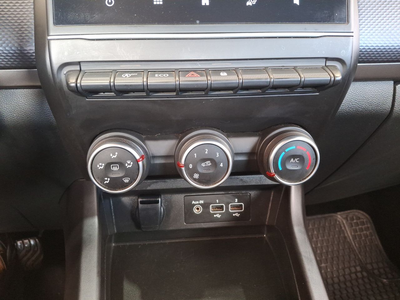 Renault Arkana — foto 22 de 26