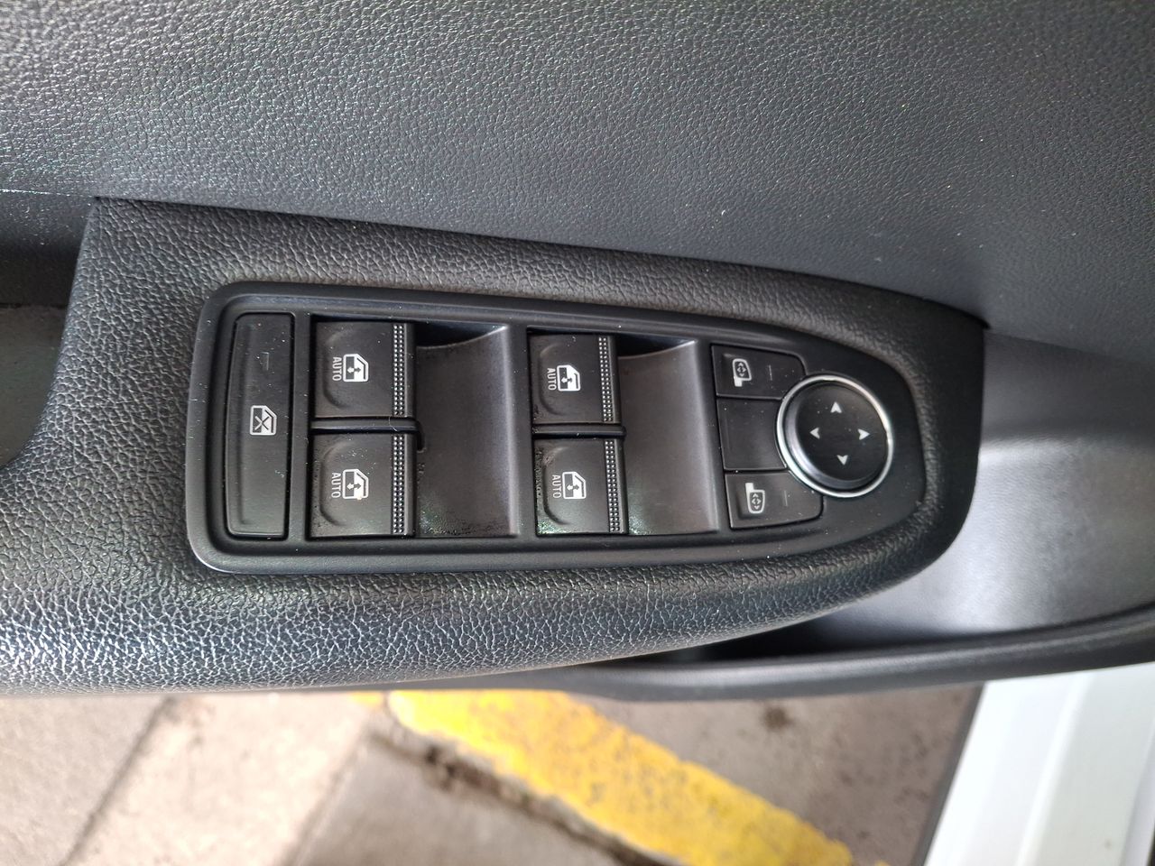 Renault Arkana — foto 14 de 26