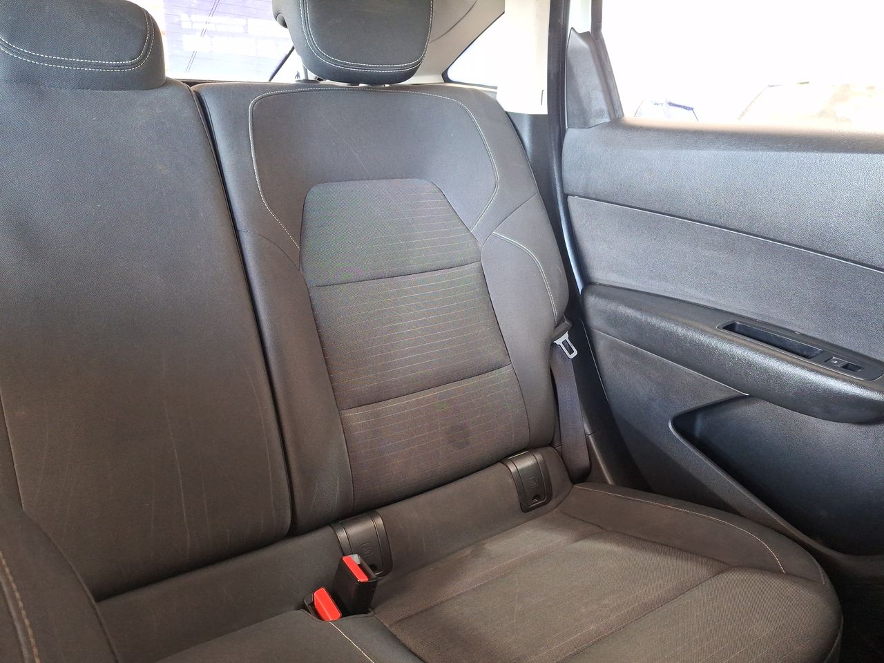 Renault Arkana — foto 7 de 26