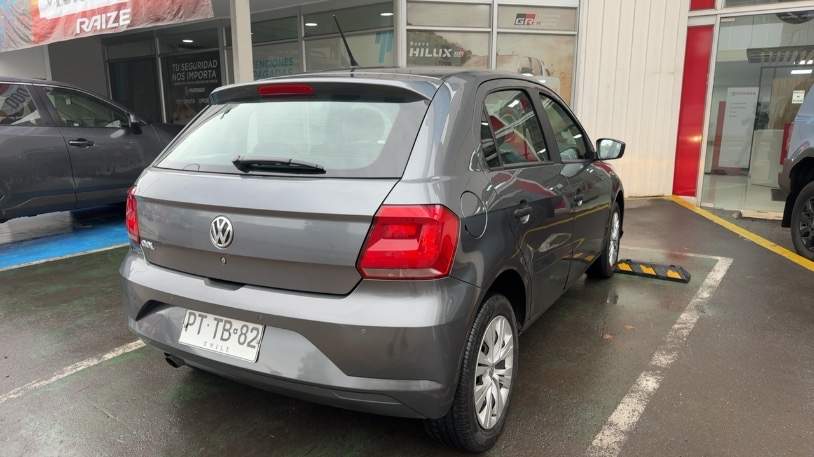 VOLKSWAGEN - 3