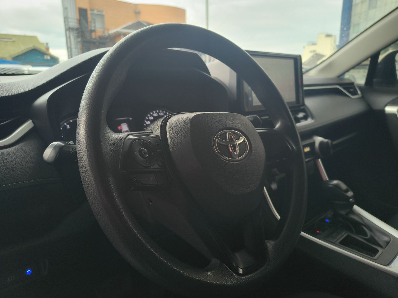 TOYOTA - 17