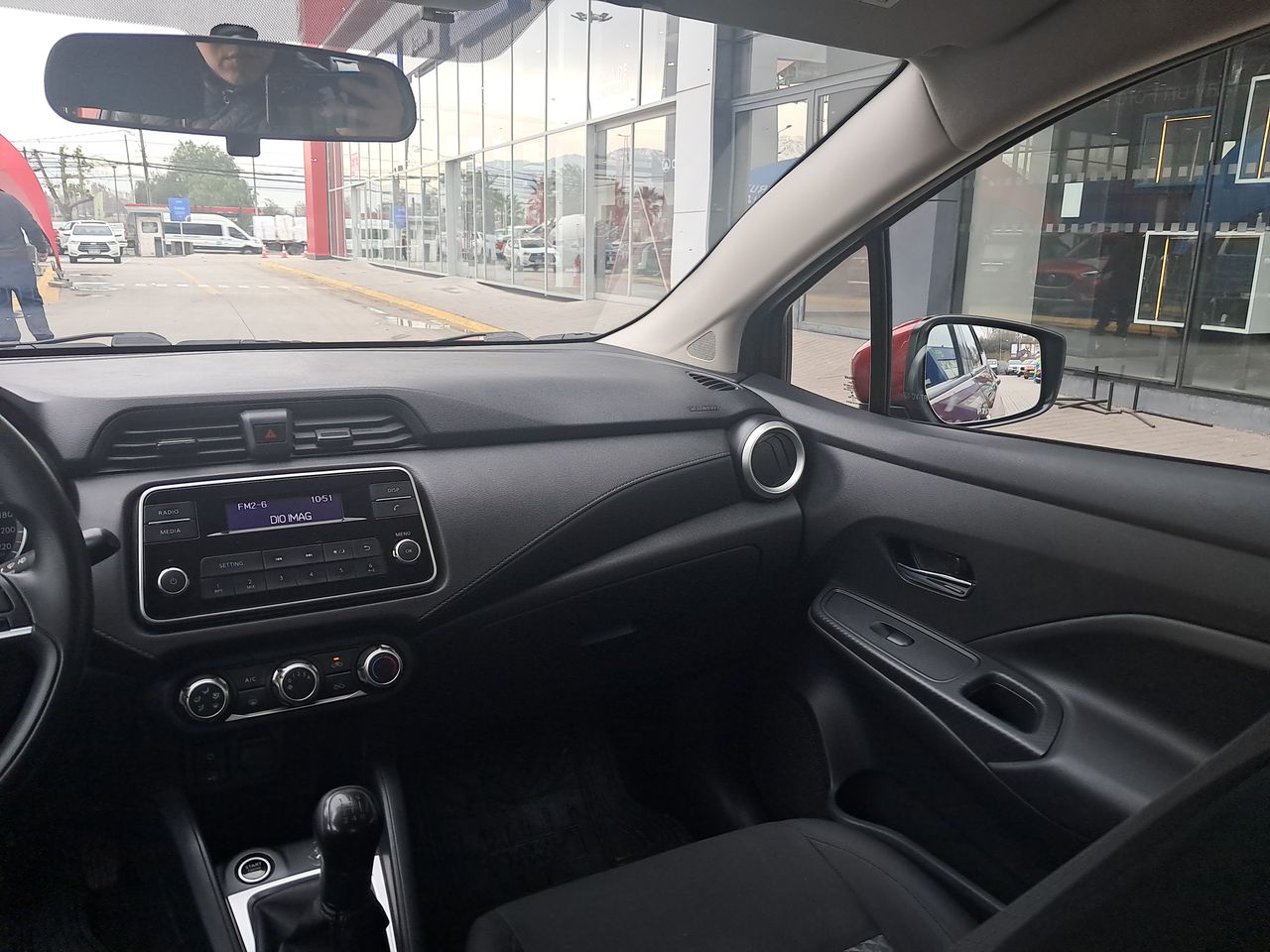 NISSAN - 2