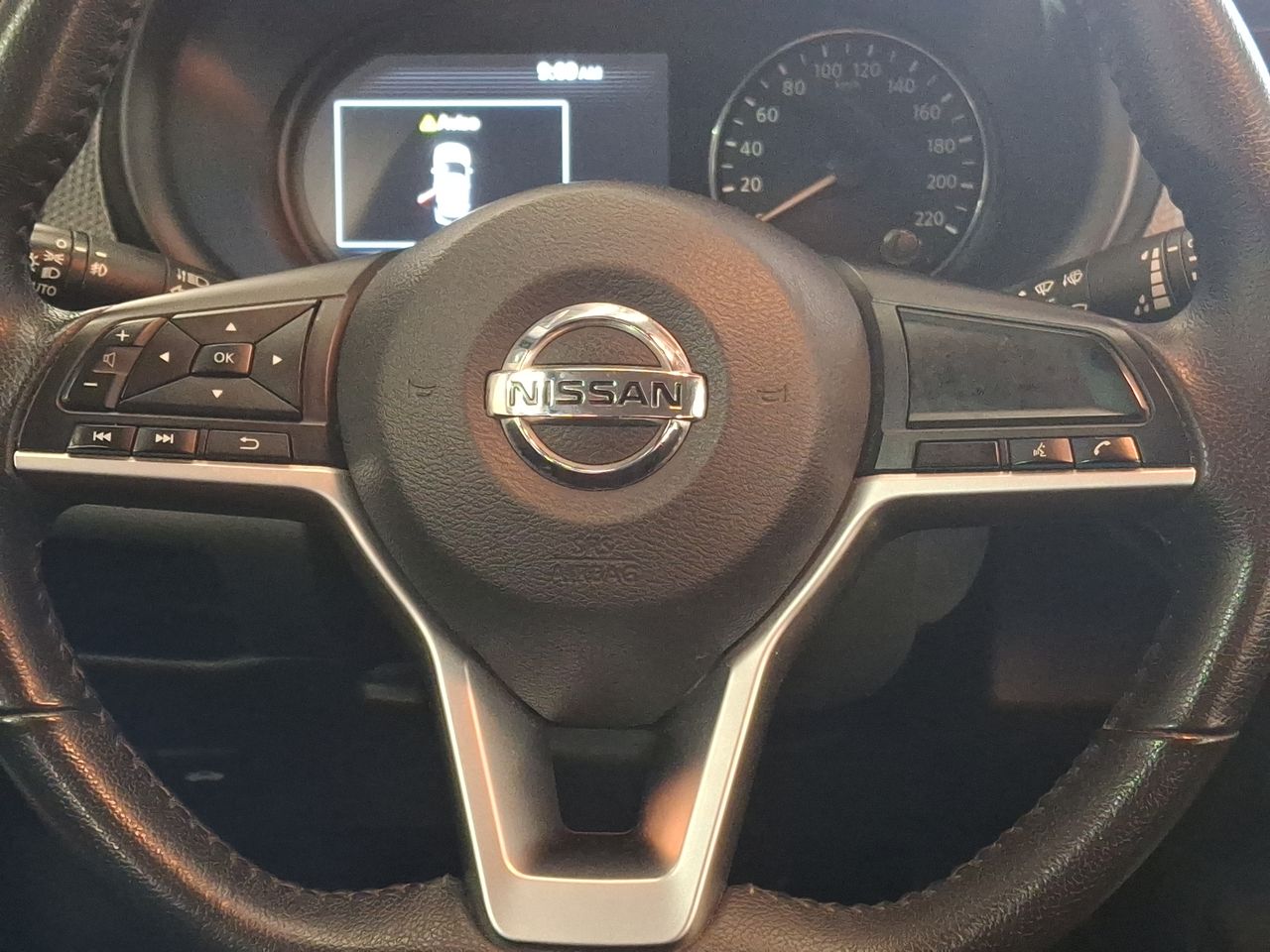NISSAN - 26