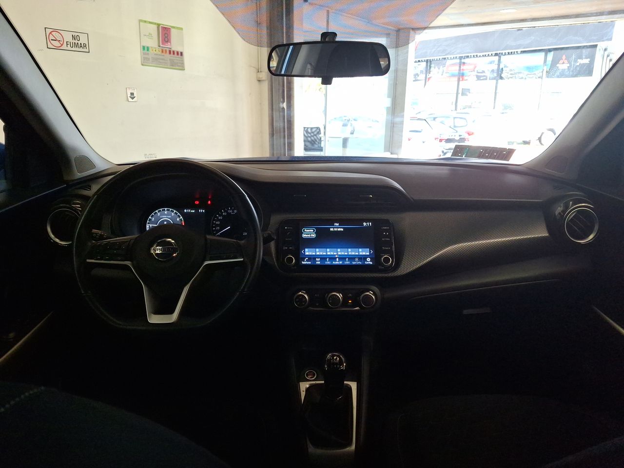 NISSAN - 32
