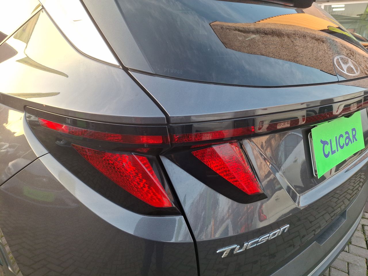 HYUNDAI - 11