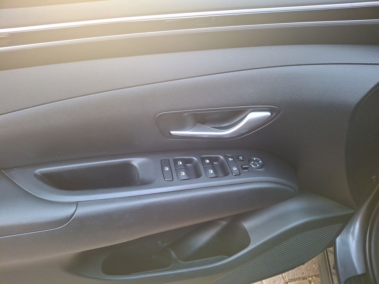 HYUNDAI - 13