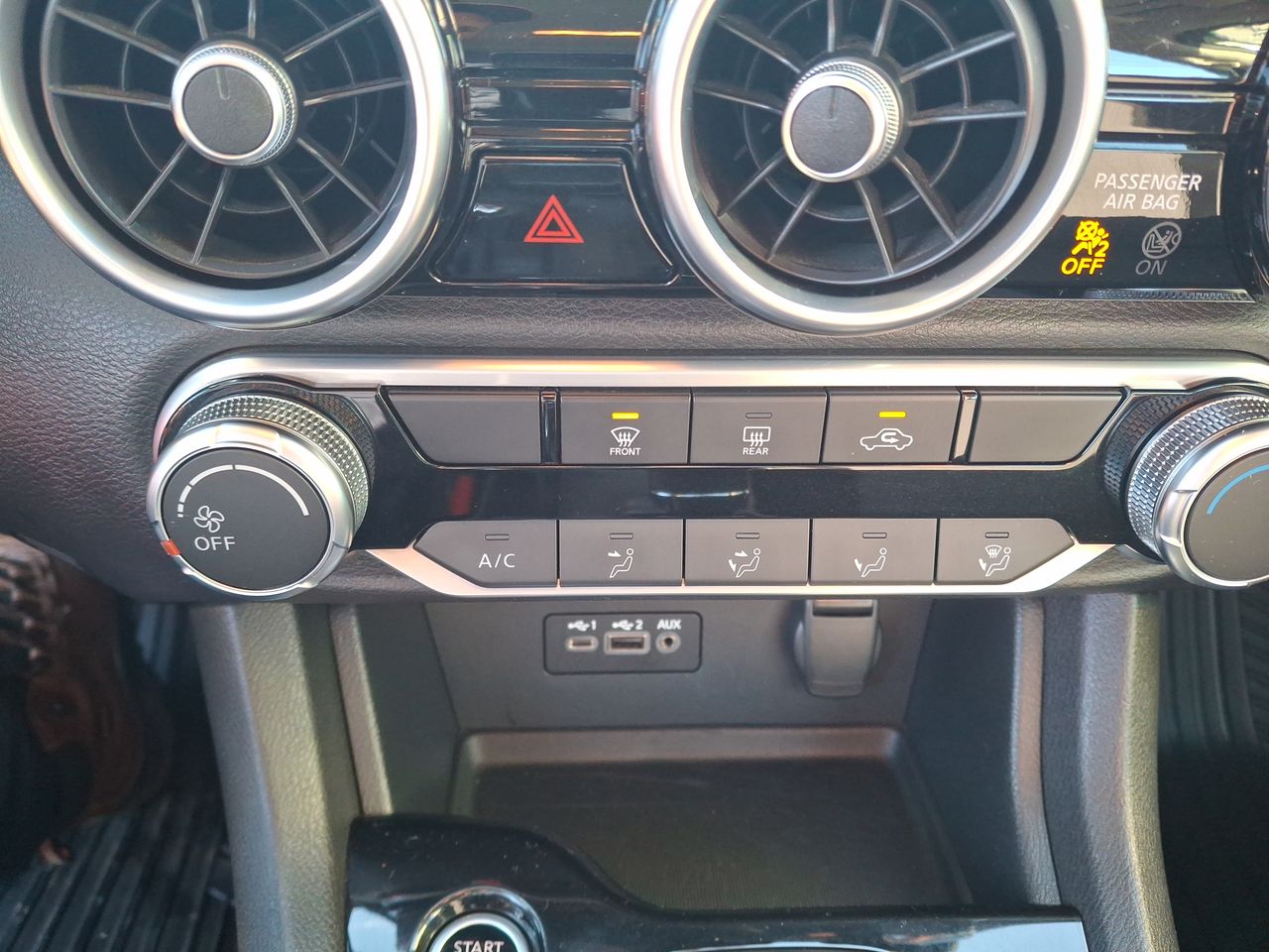 NISSAN - 22