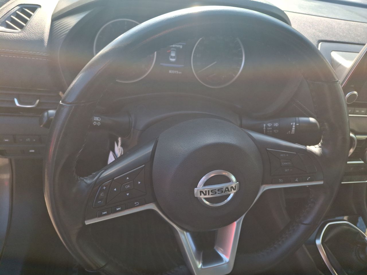 NISSAN - 17