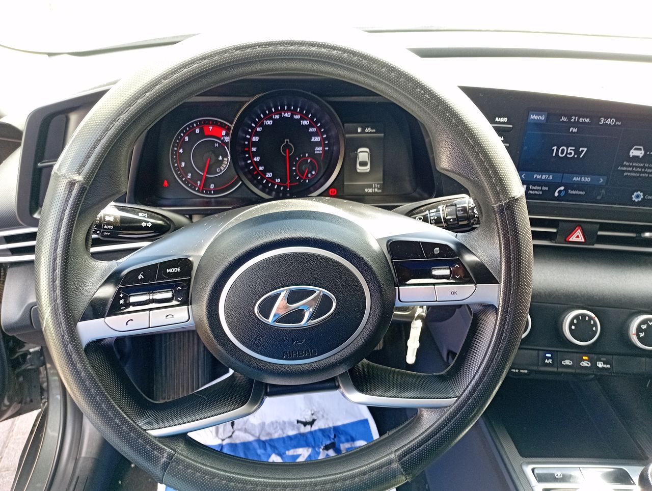 HYUNDAI - 22