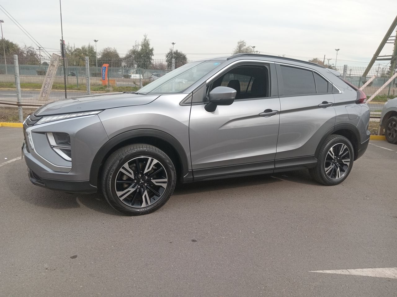 MITSUBISHI - 3