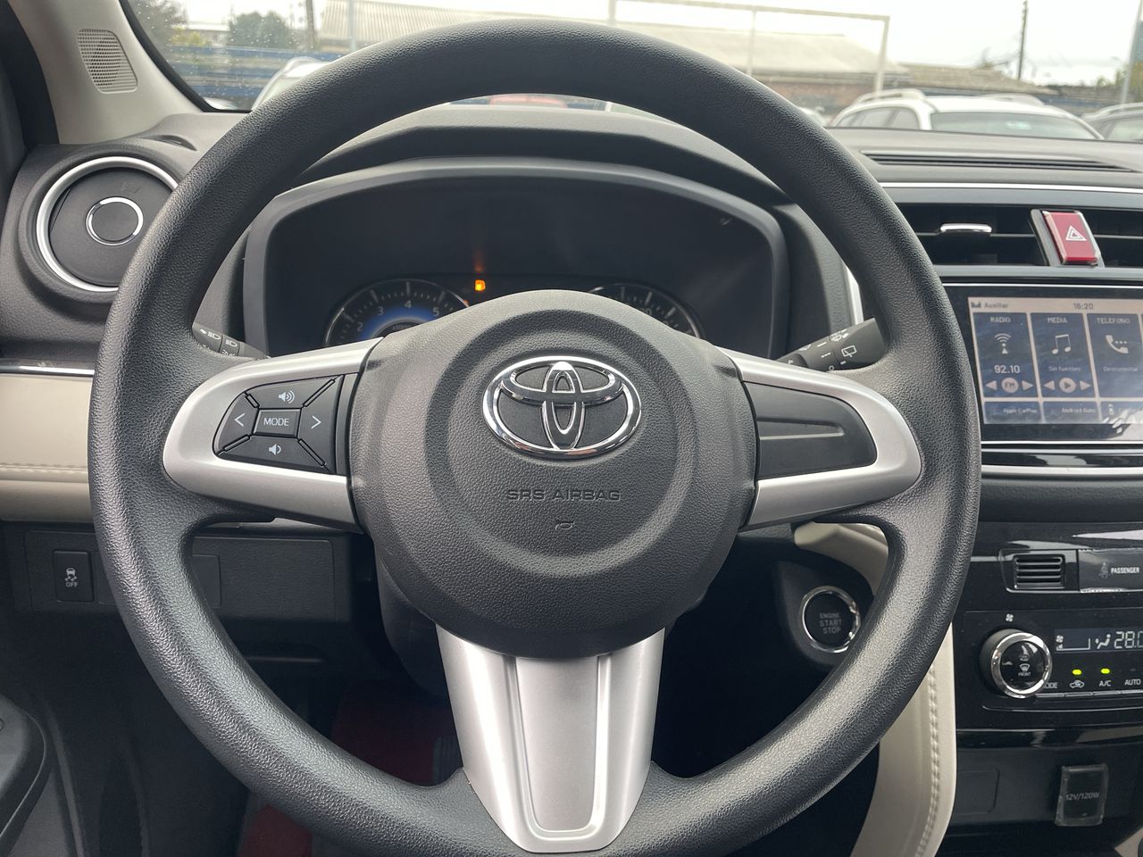 TOYOTA - 28