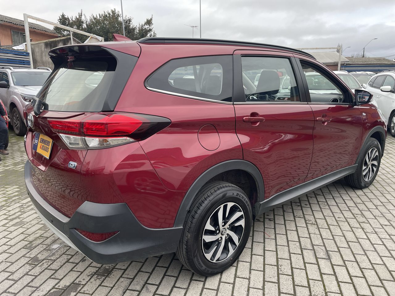 TOYOTA - 10