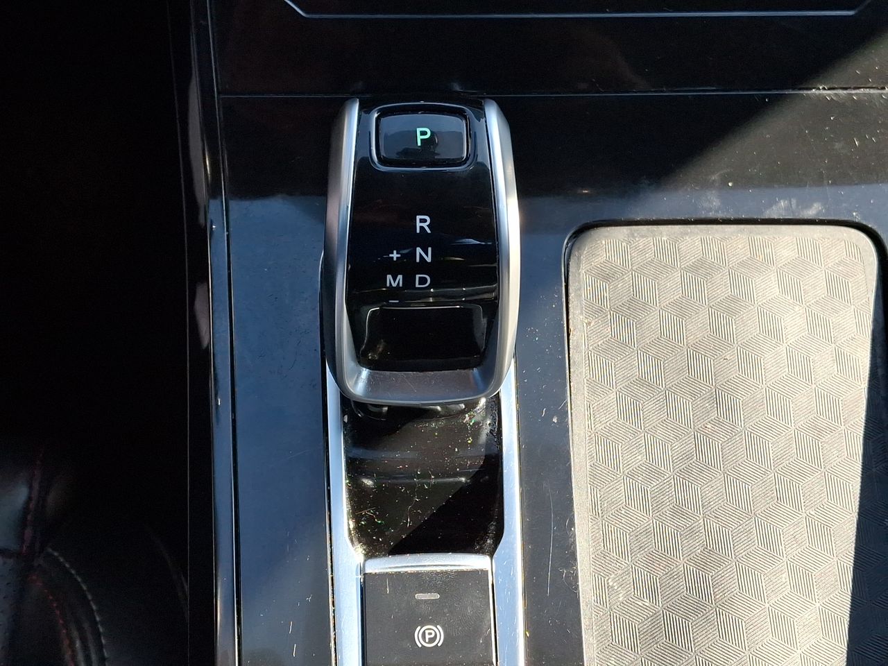 Chery Tiggo 7 Pro — foto 23 de 27