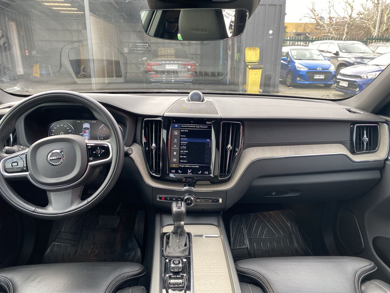 VOLVO - 31