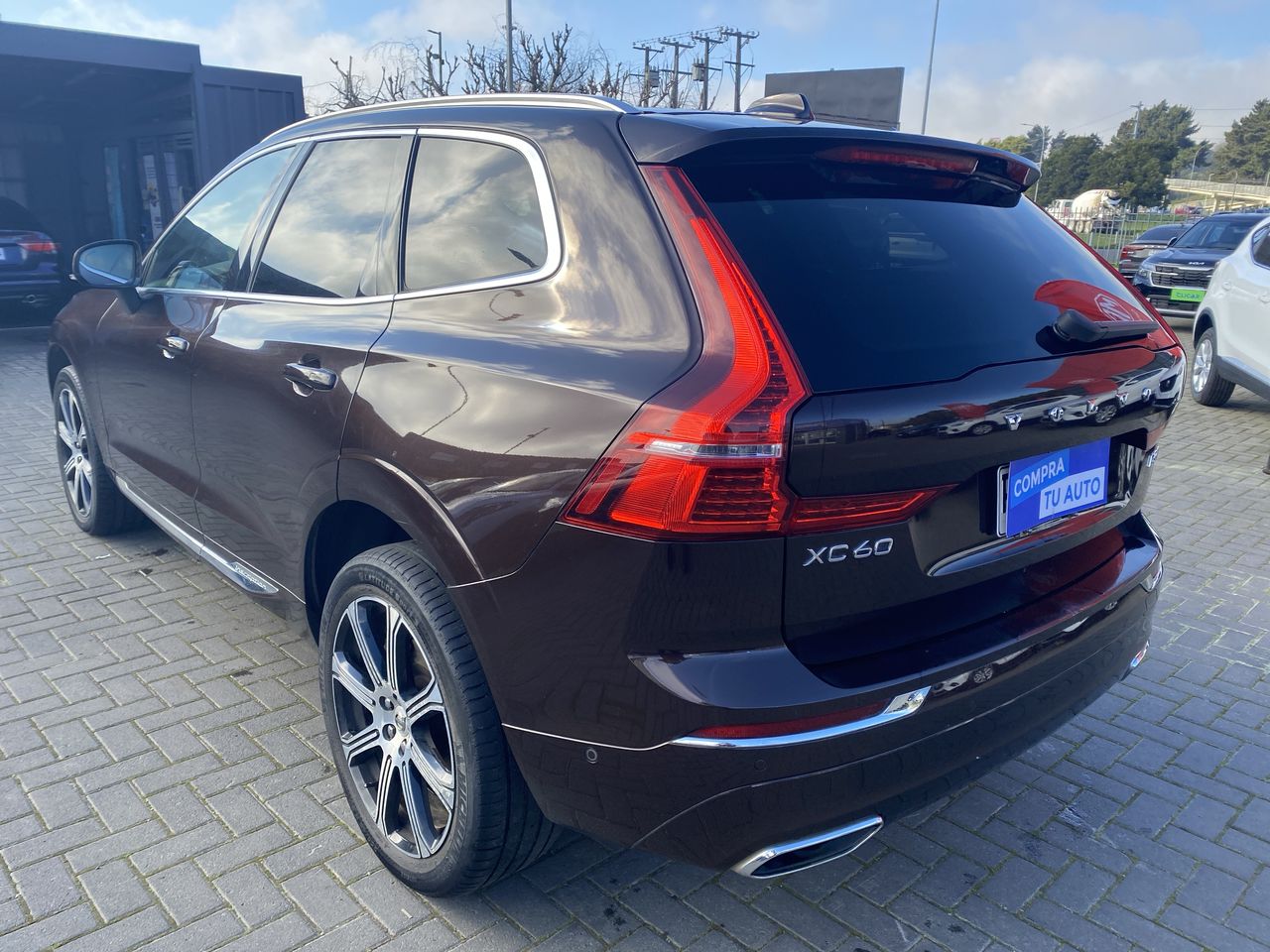 VOLVO - 5
