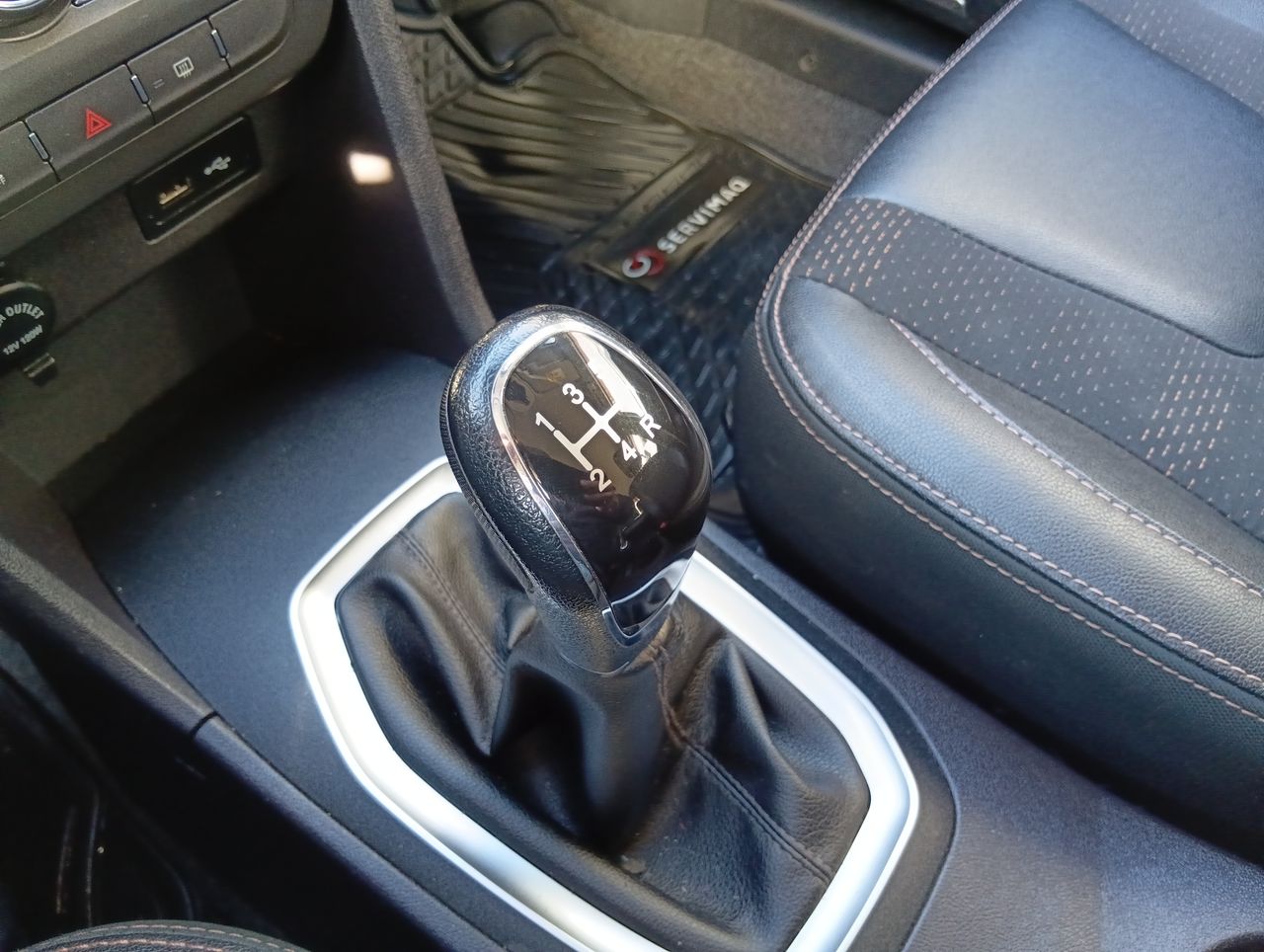 Chery Tiggo 2 — foto 23 de 27