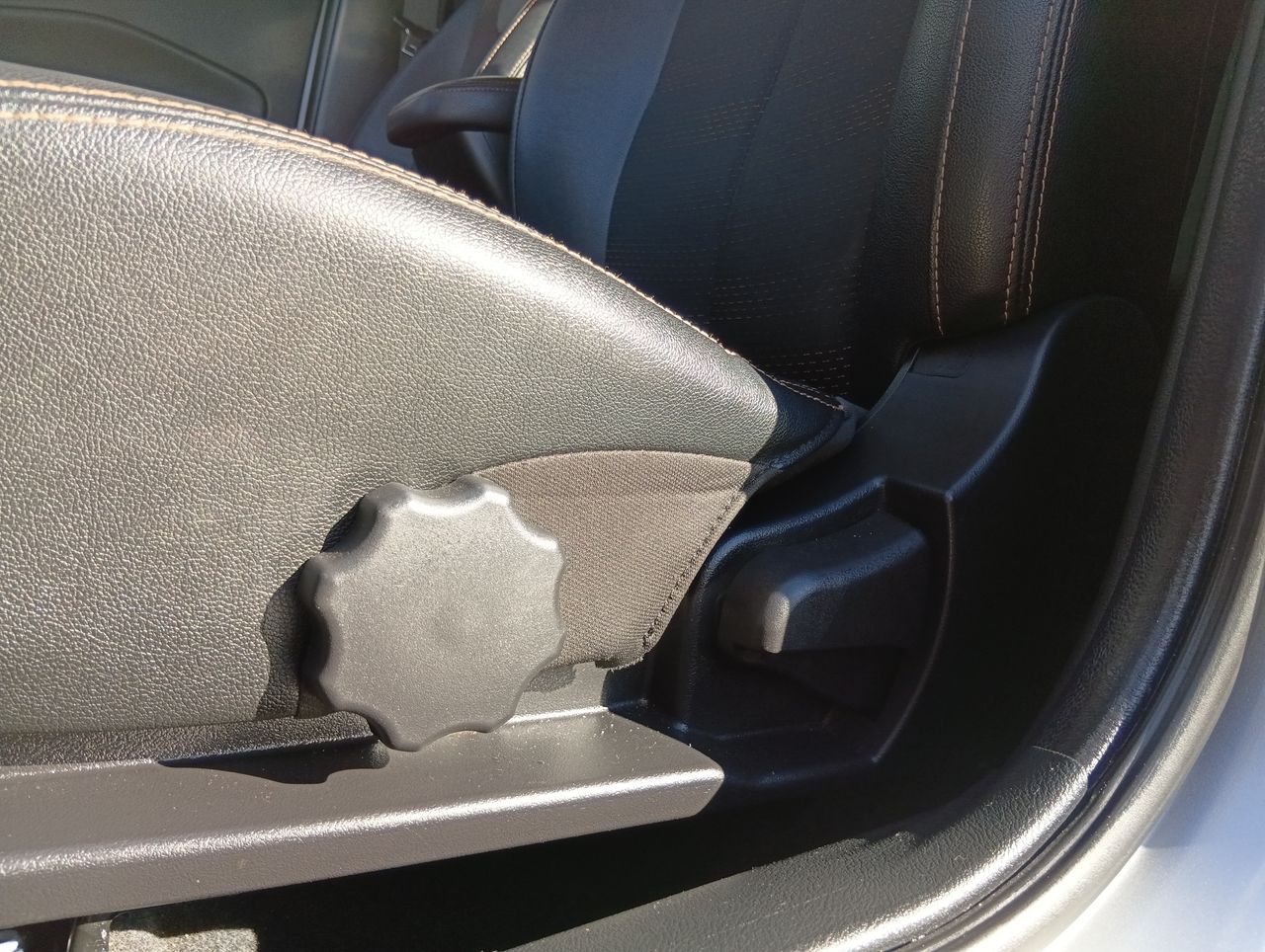Chery Tiggo 2 — foto 16 de 27