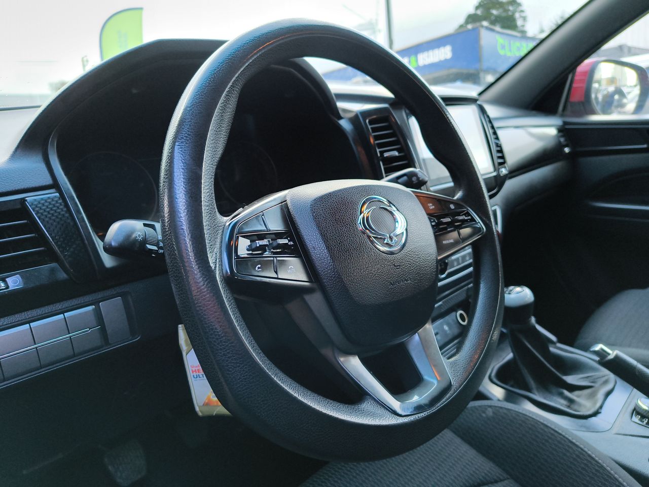 SSANGYONG - 16