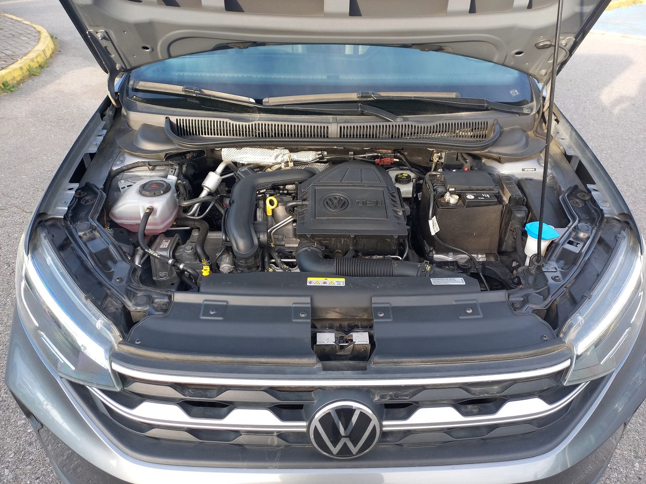VOLKSWAGEN - 16