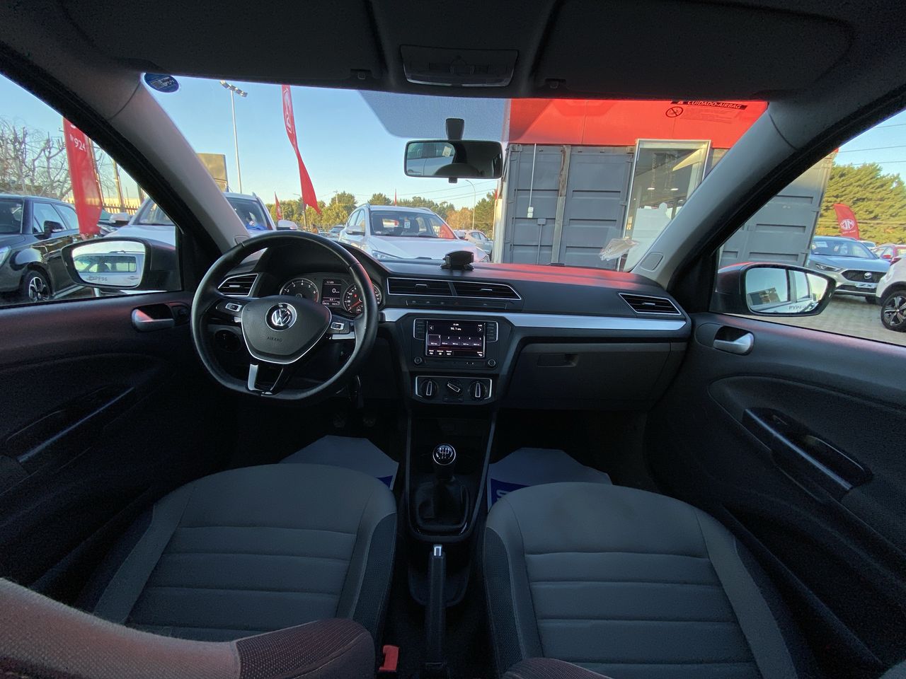 VOLKSWAGEN - 9