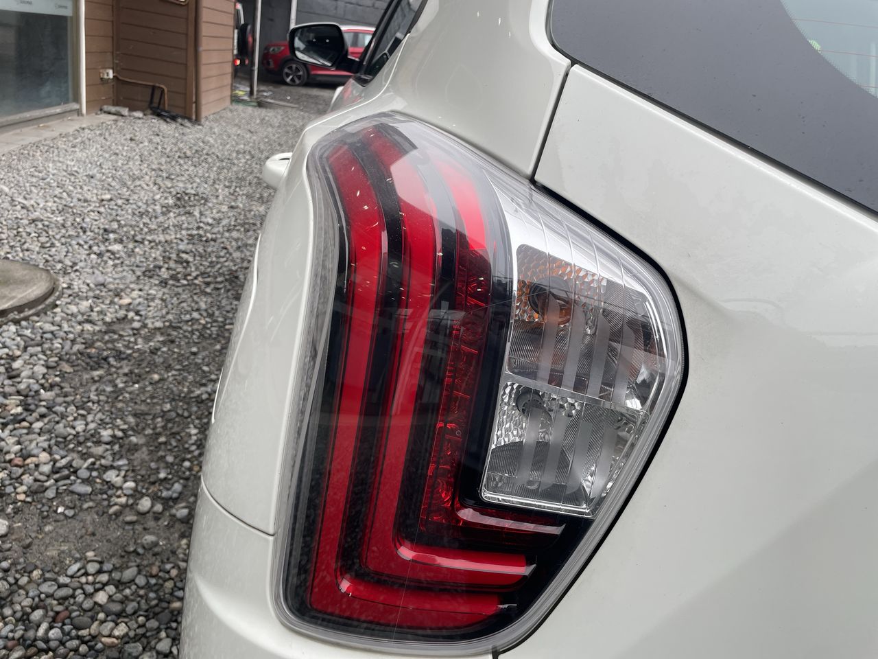 SSANGYONG - 19