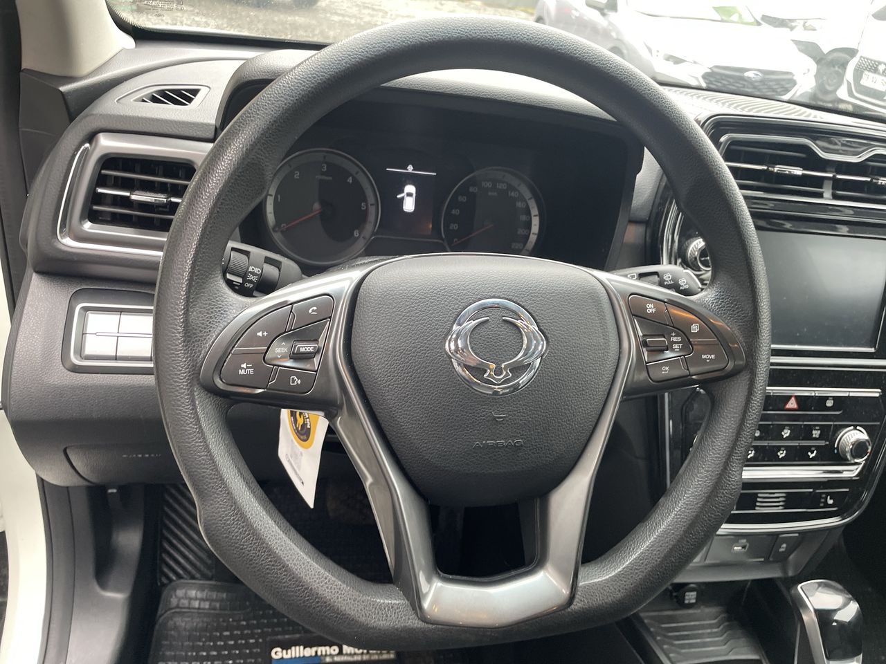 SSANGYONG - 23