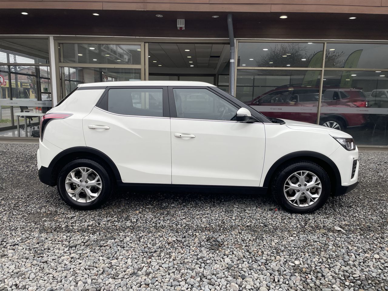 SSANGYONG - 8