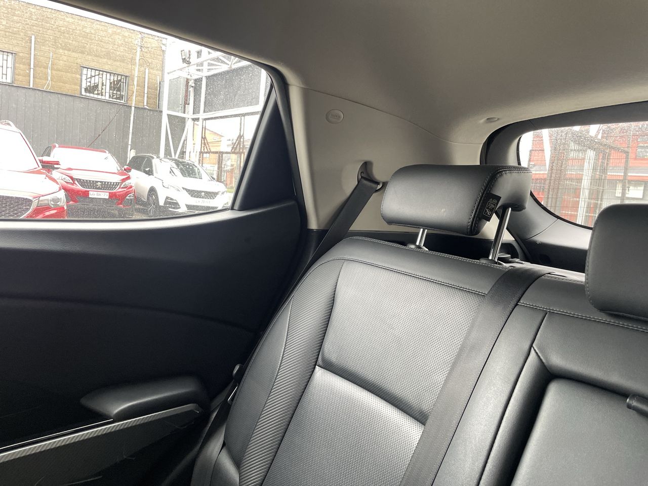 SSANGYONG - 12