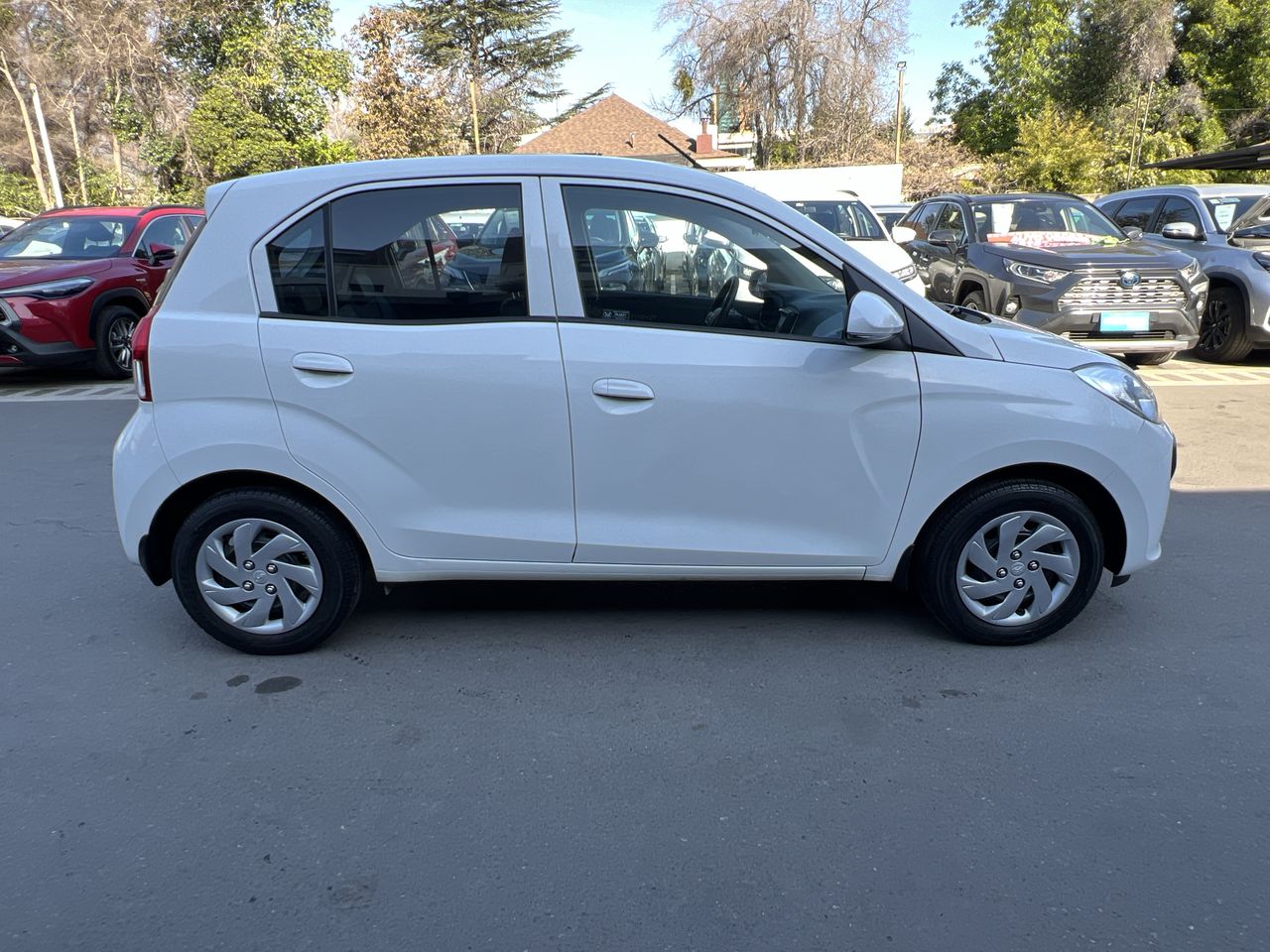 HYUNDAI - 8