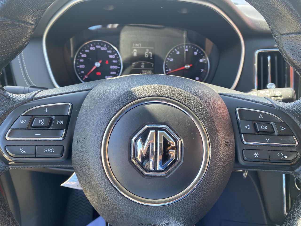 MG Rx5 — foto 18 de 26