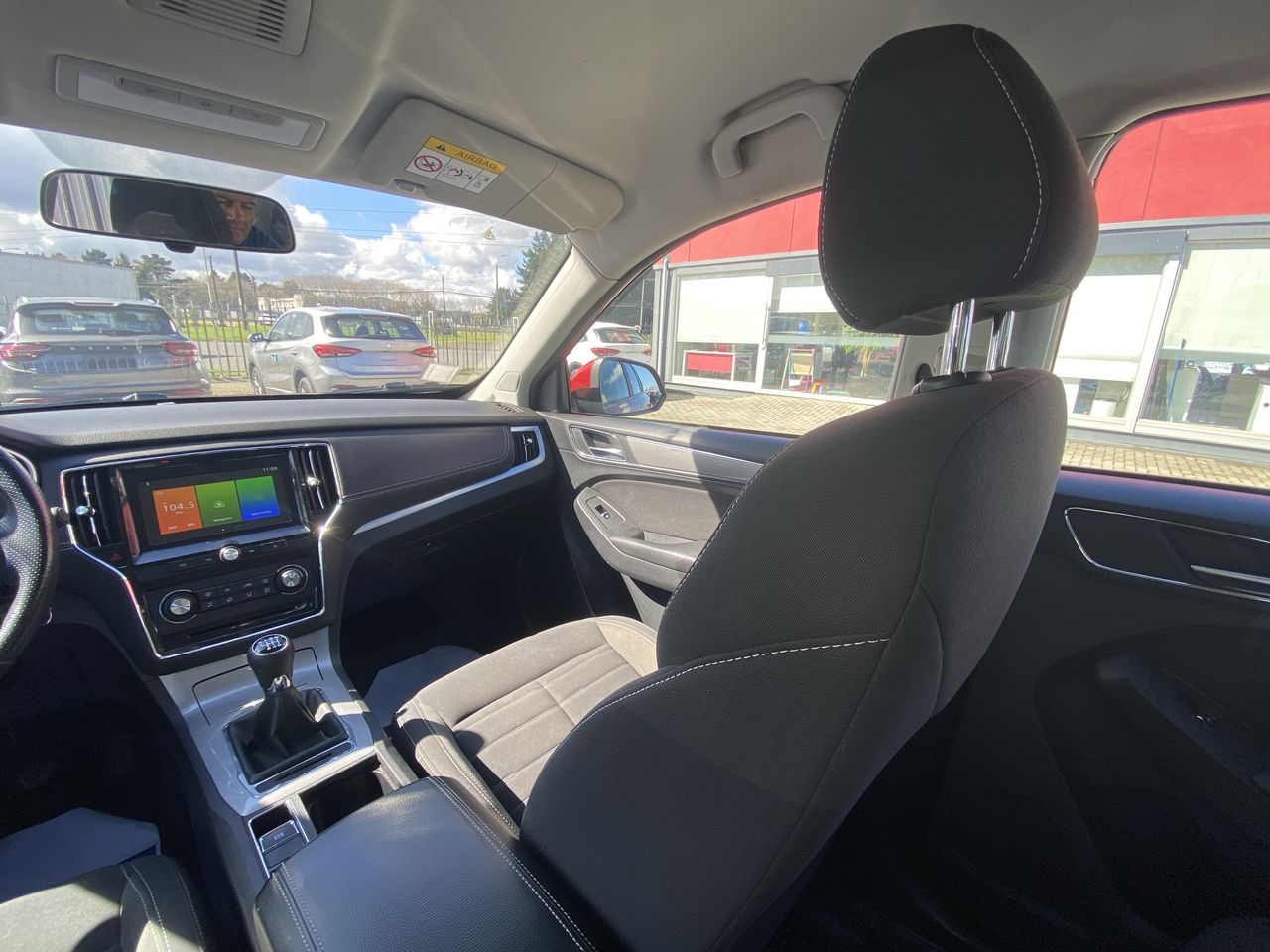 MG Rx5 — foto 3 de 26
